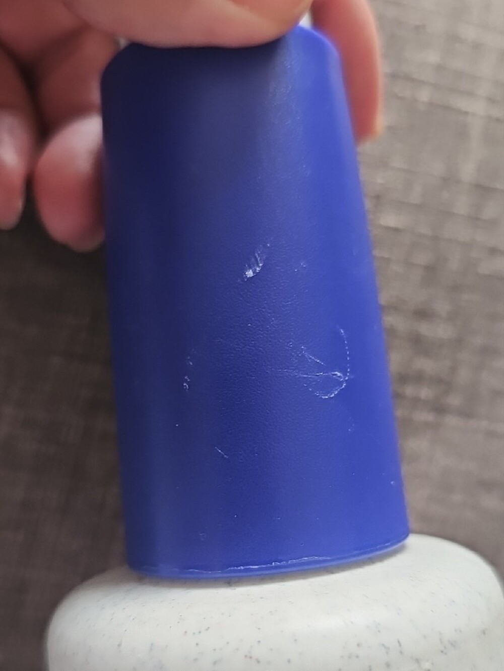Tupperware Rolling Pin - Picture 3 of 7